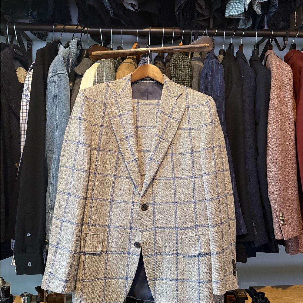 Suitsupply - Picture 4 of 8